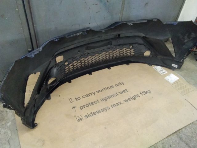 bontott TOYOTA C-HR Első Lökhárító (Üresen)