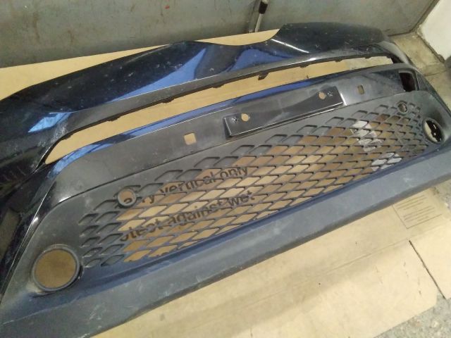 bontott TOYOTA C-HR Első Lökhárító (Üresen)