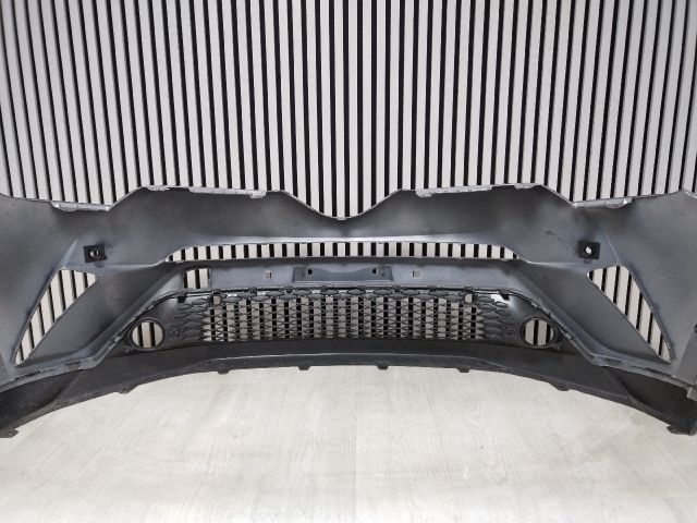 bontott TOYOTA C-HR Első Lökhárító (Üresen)