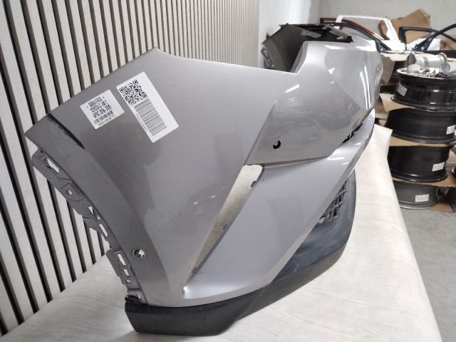 bontott TOYOTA C-HR Első Lökhárító (Üresen)