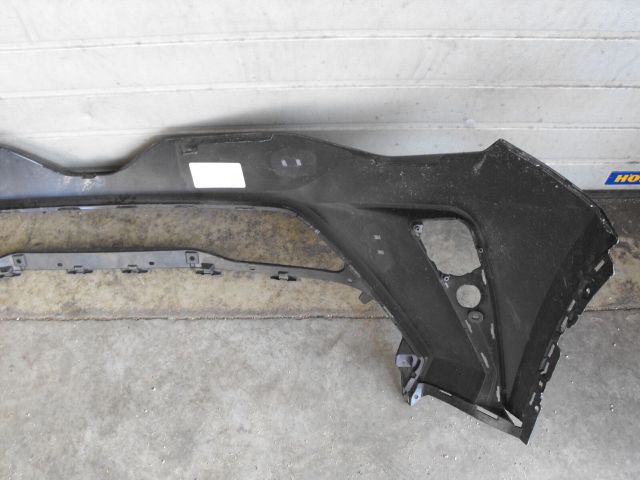 bontott TOYOTA C-HR Első Lökhárító (Üresen)