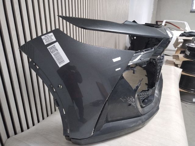 bontott TOYOTA C-HR Első Lökhárító (Üresen)