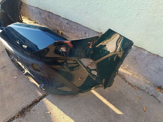 bontott TOYOTA C-HR Első Lökhárító (Üresen)