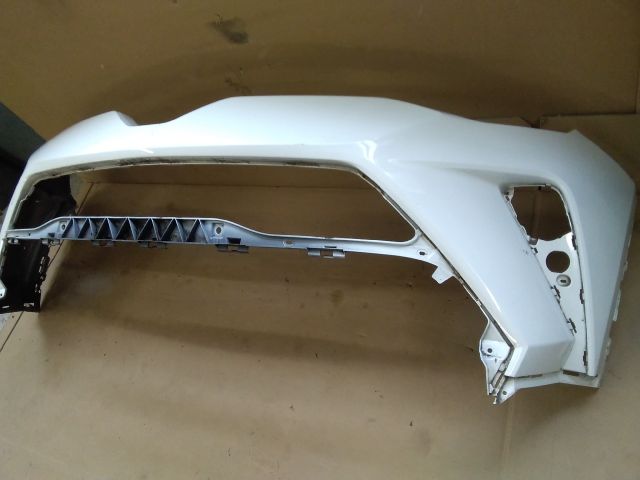 bontott TOYOTA C-HR Első Lökhárító (Üresen)