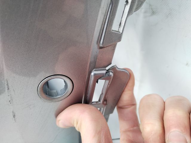 bontott TOYOTA C-HR Első Lökhárító (Üresen)