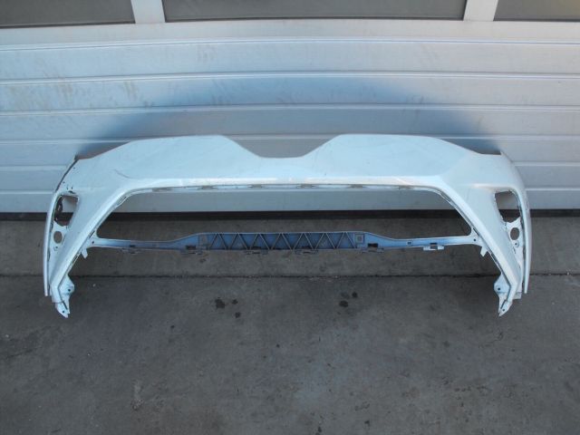 bontott TOYOTA C-HR Első Lökhárító (Üresen)