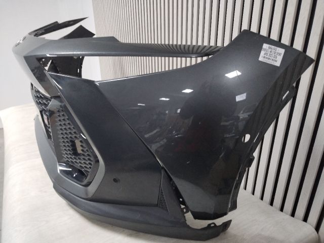 bontott TOYOTA C-HR Első Lökhárító (Üresen)