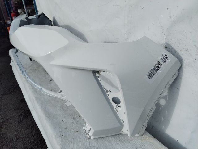 bontott TOYOTA C-HR Első Lökhárító (Üresen)