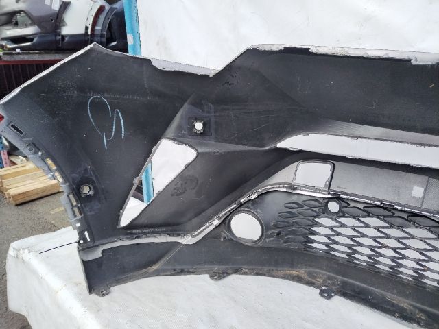 bontott TOYOTA C-HR Első Lökhárító (Üresen)