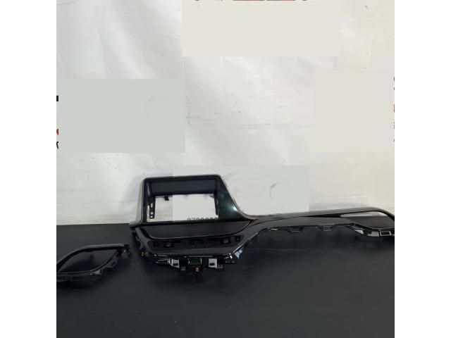 bontott TOYOTA C-HR Felső Műszerfal Burkolat