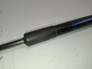 bontott TOYOTA C-HR Gázrugós Kitámasztó Teleszkóp Csomagtérajtó Jobb