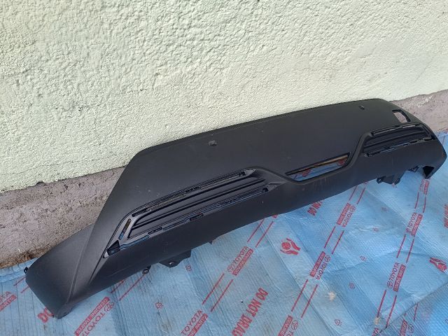 bontott TOYOTA C-HR Hátsó Lökhárító Alsó (Műanyag)