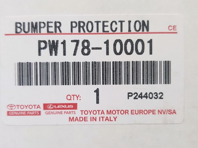 bontott TOYOTA C-HR Hátsó Lökhárító Díszléc