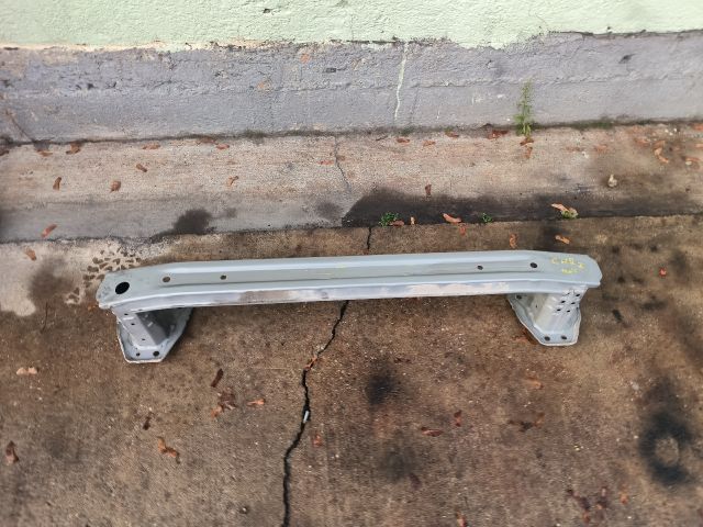 bontott TOYOTA C-HR Hátsó Lökhárító Merevítő (Fém)