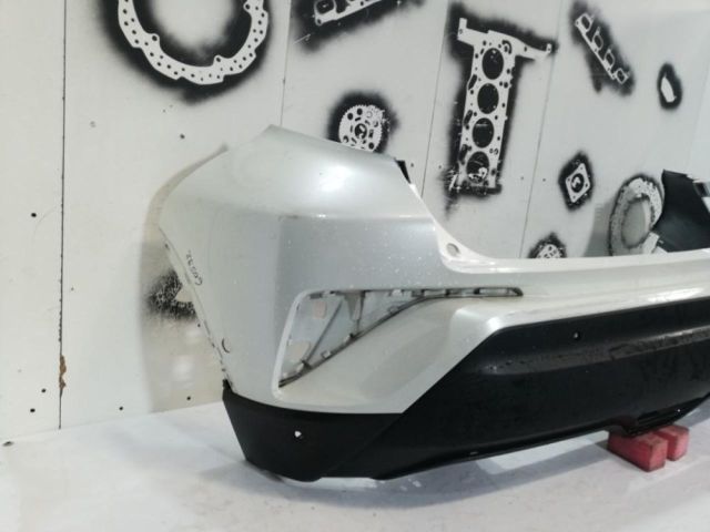 bontott TOYOTA C-HR Hátsó Lökhárító (Üresen)