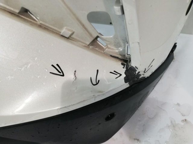 bontott TOYOTA C-HR Hátsó Lökhárító (Üresen)