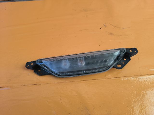 bontott TOYOTA C-HR Hátsó Rendszámtábla Világítás