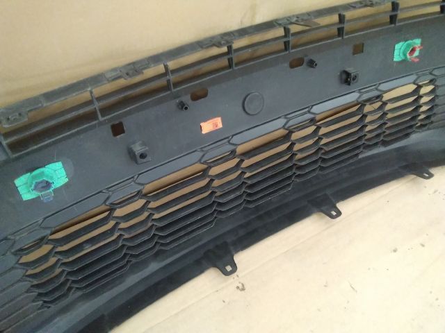 bontott TOYOTA C-HR Hűtőrács