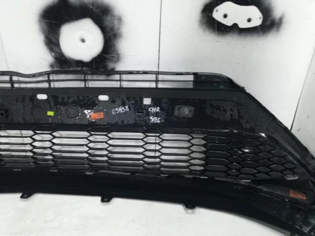 bontott TOYOTA C-HR Hűtőrács