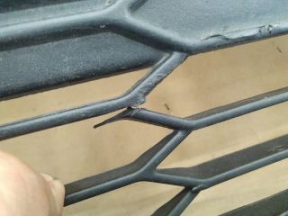 bontott TOYOTA C-HR Hűtőrács