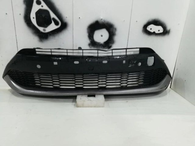 bontott TOYOTA C-HR Hűtőrács