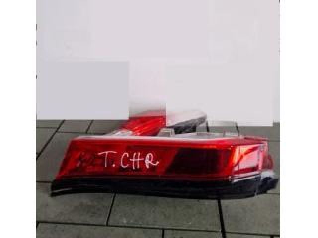 bontott TOYOTA C-HR Jobb Belső Hátsó Lámpa