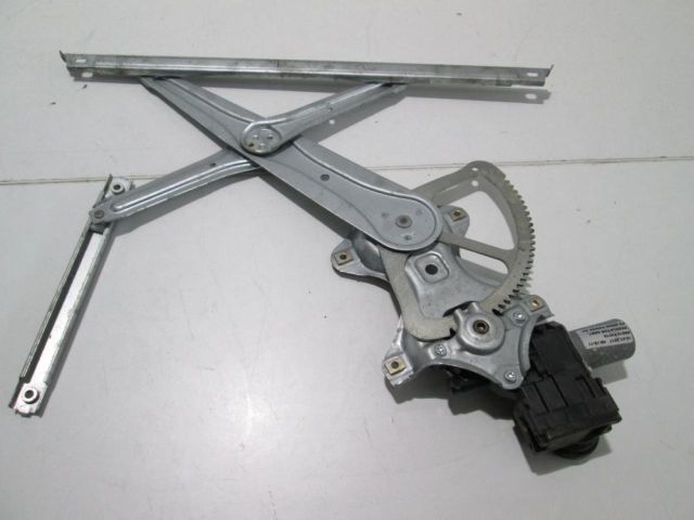 bontott TOYOTA C-HR Jobb első Ablakemelő Szerkezet (Elektromos)