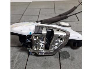 bontott TOYOTA C-HR Jobb első Ajtózár