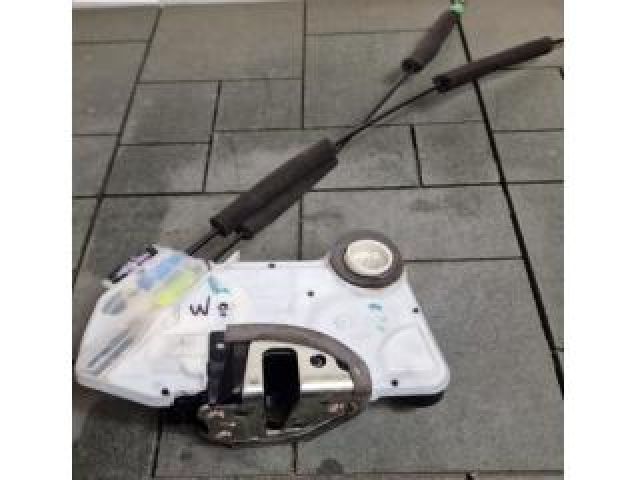 bontott TOYOTA C-HR Jobb első Ajtózár