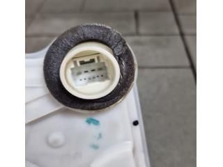 bontott TOYOTA C-HR Jobb első Ajtózár