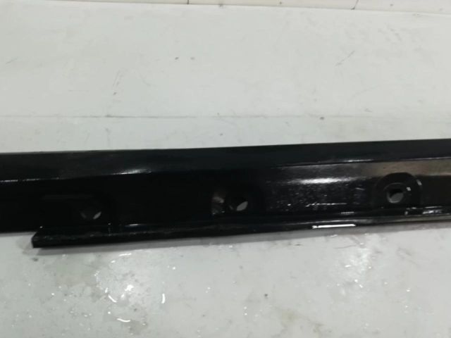 bontott TOYOTA C-HR Jobb első Küszöb Díszléc