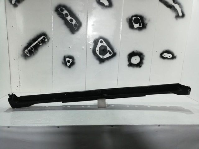 bontott TOYOTA C-HR Jobb első Küszöb Díszléc