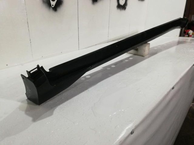 bontott TOYOTA C-HR Jobb első Küszöb Díszléc