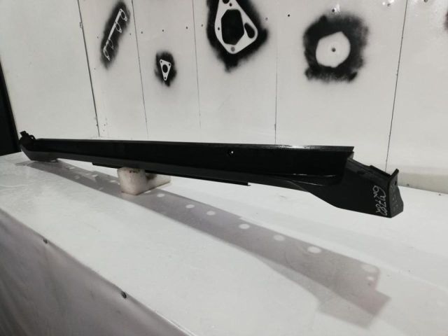 bontott TOYOTA C-HR Jobb első Küszöb Díszléc