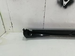 bontott TOYOTA C-HR Jobb első Küszöb Díszléc