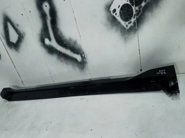 bontott TOYOTA C-HR Jobb első Küszöb Díszléc