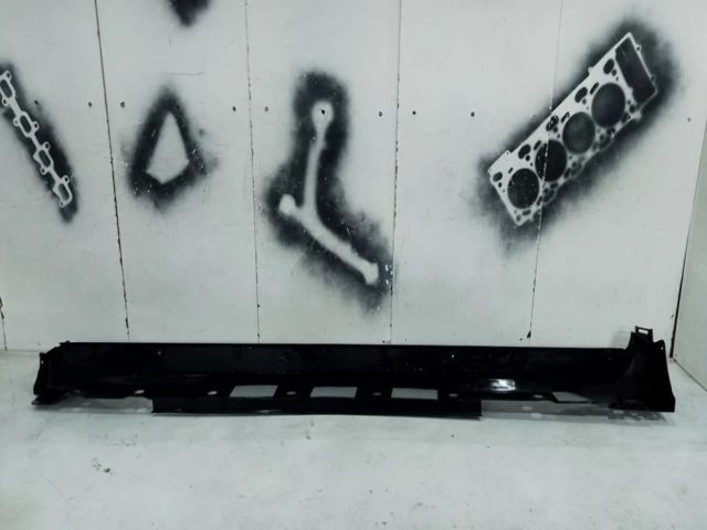 bontott TOYOTA C-HR Jobb első Küszöb Díszléc