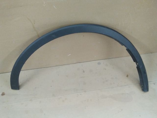 bontott TOYOTA C-HR Jobb első Sárvédő Díszléc