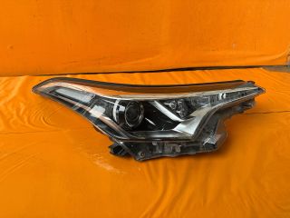 bontott TOYOTA C-HR Jobb Fényszóró