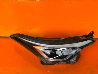 bontott TOYOTA C-HR Jobb Fényszóró