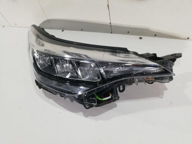 bontott TOYOTA C-HR Jobb Fényszóró
