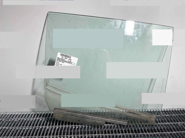 bontott TOYOTA C-HR Jobb hátsó Ablak