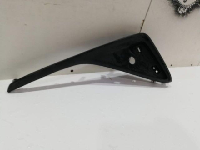 bontott TOYOTA C-HR Jobb hátsó Lökhárító Díszléc