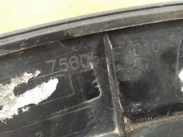 bontott TOYOTA C-HR Jobb hátsó Sárvédő Díszléc