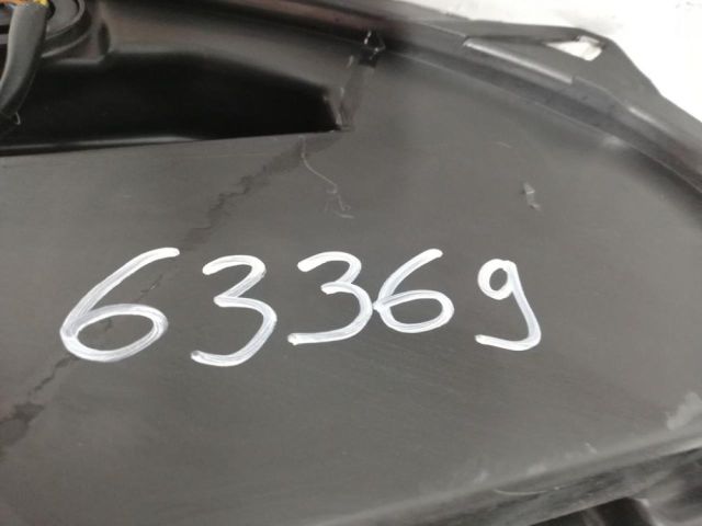 bontott TOYOTA C-HR Jobb Ledes Fényszóró