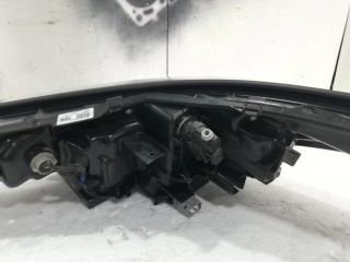 bontott TOYOTA C-HR Jobb Ledes Fényszóró