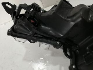 bontott TOYOTA C-HR Jobb Ledes Fényszóró