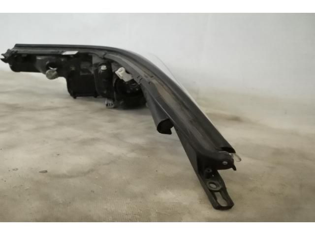 bontott TOYOTA C-HR Jobb Ledes Fényszóró