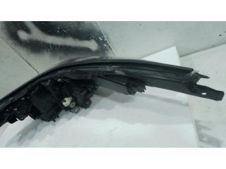 bontott TOYOTA C-HR Jobb Ledes Fényszóró