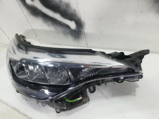 bontott TOYOTA C-HR Jobb Ledes Fényszóró